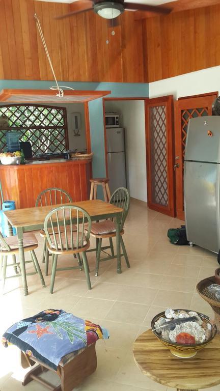Los Delfines Lodge Puerto Viejo de Talamanca Szoba fotó