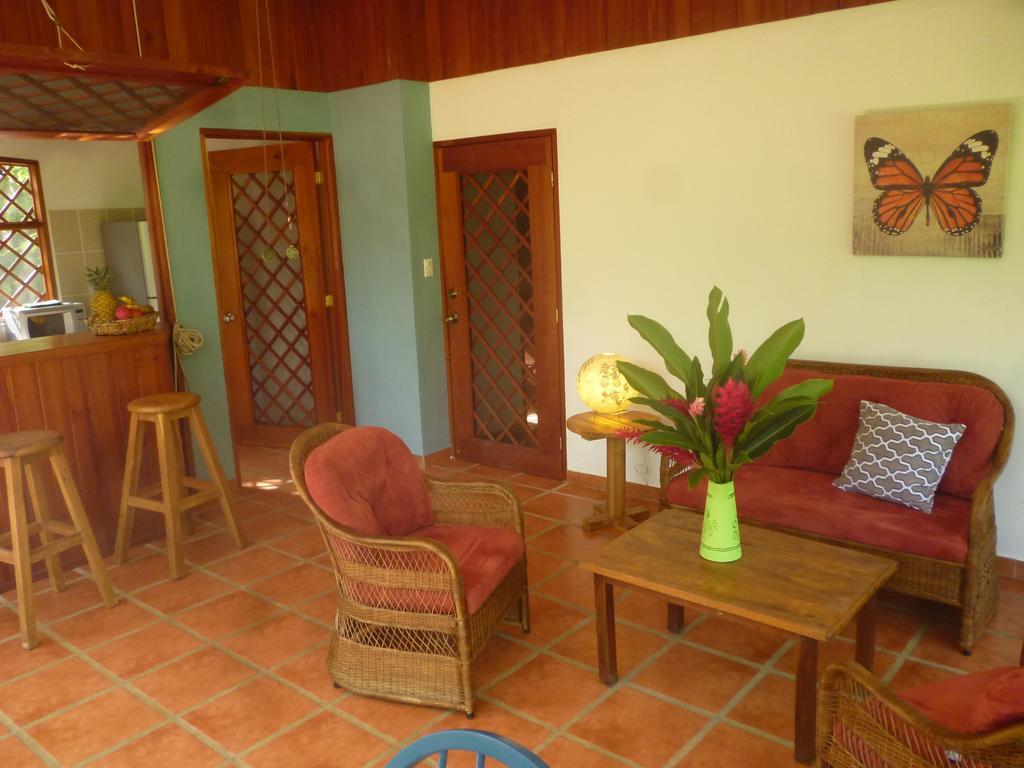 Los Delfines Lodge Puerto Viejo de Talamanca Szoba fotó