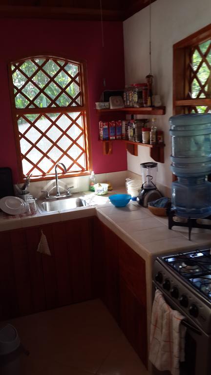 Los Delfines Lodge Puerto Viejo de Talamanca Szoba fotó