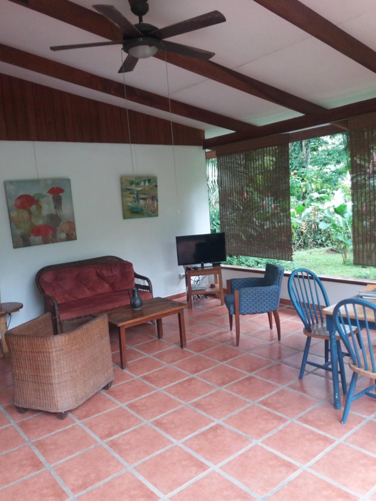Los Delfines Lodge Puerto Viejo de Talamanca Kültér fotó